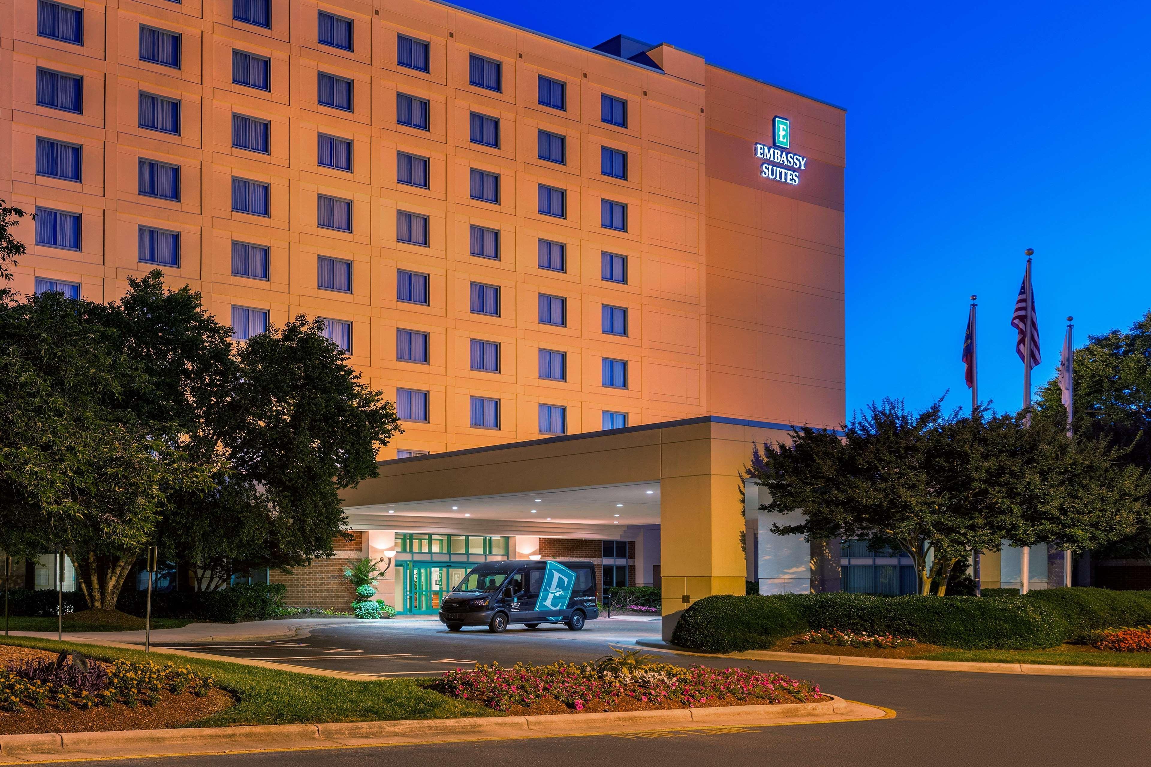 Embassy Suites By Hilton Raleigh Durham Research Triangle Кари Екстериор снимка