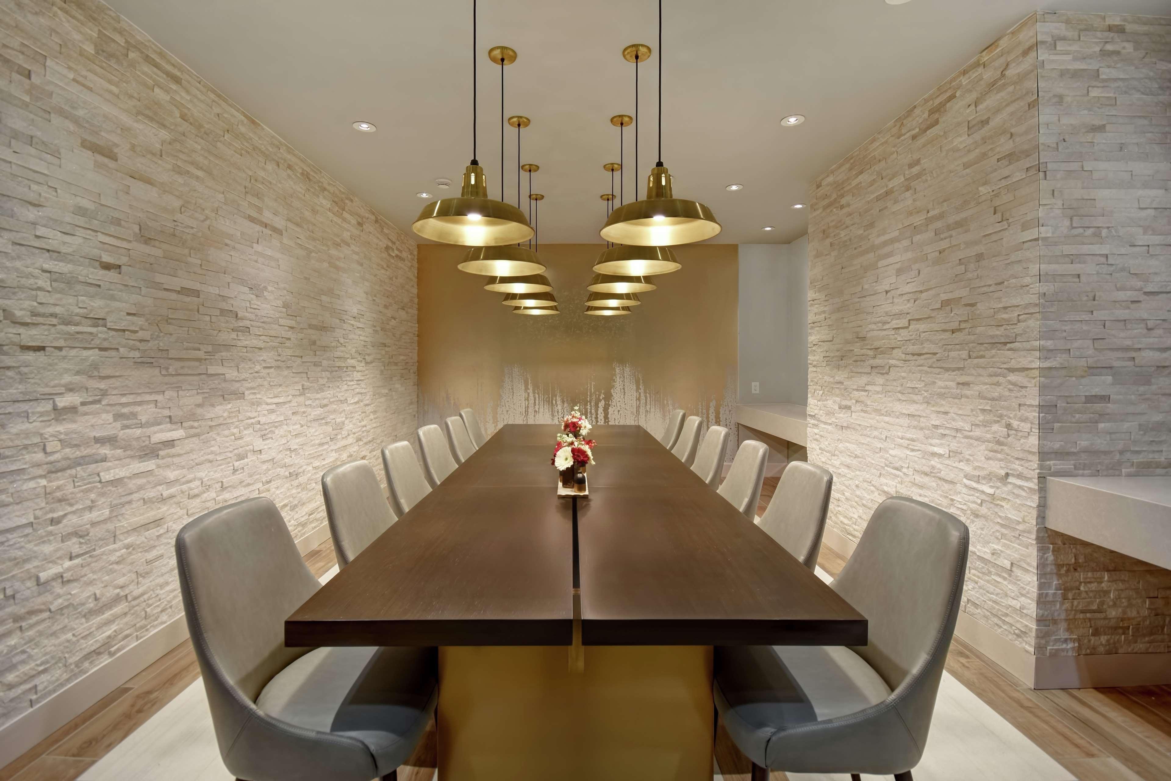 Embassy Suites By Hilton Raleigh Durham Research Triangle Кари Екстериор снимка
