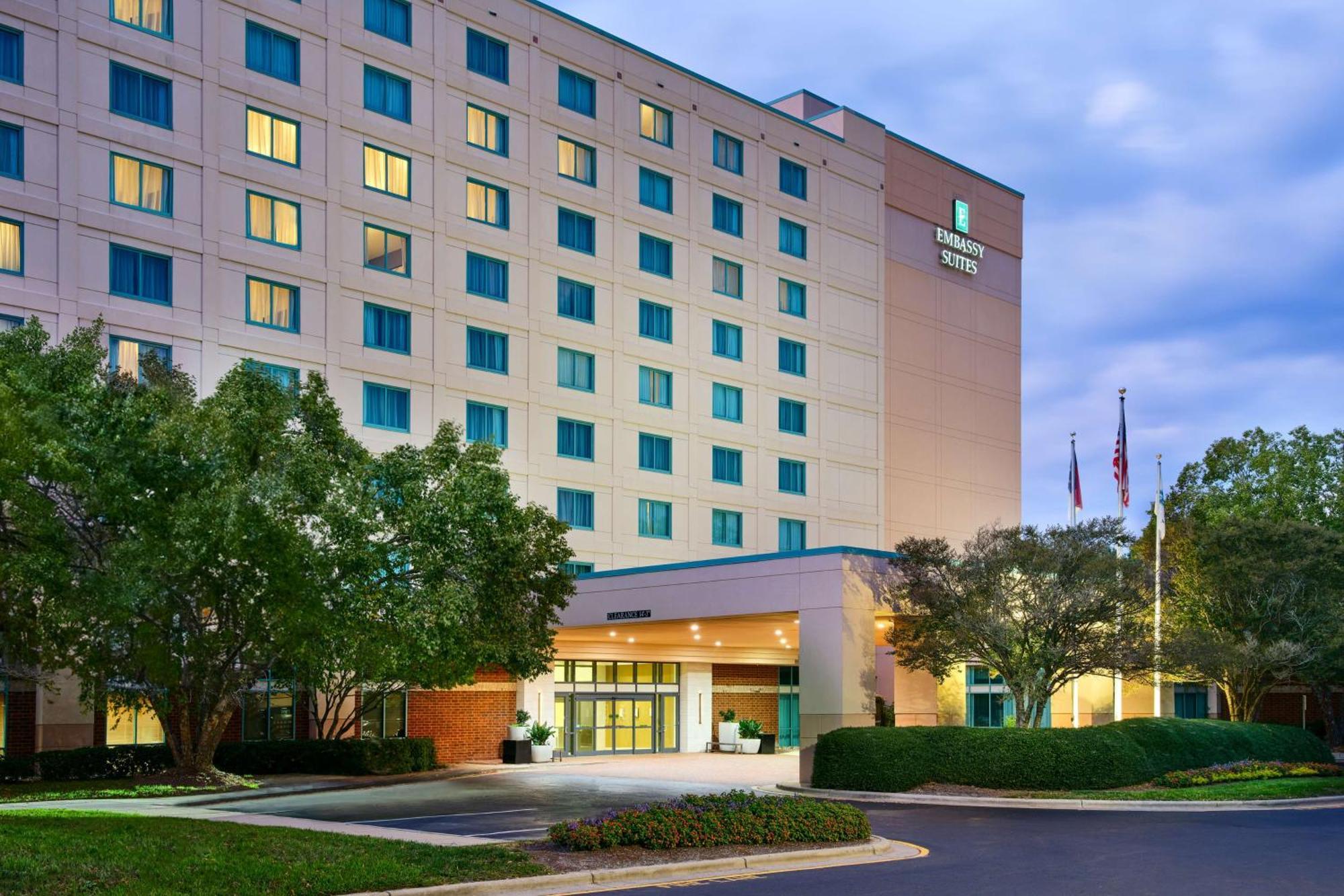 Embassy Suites By Hilton Raleigh Durham Research Triangle Кари Екстериор снимка