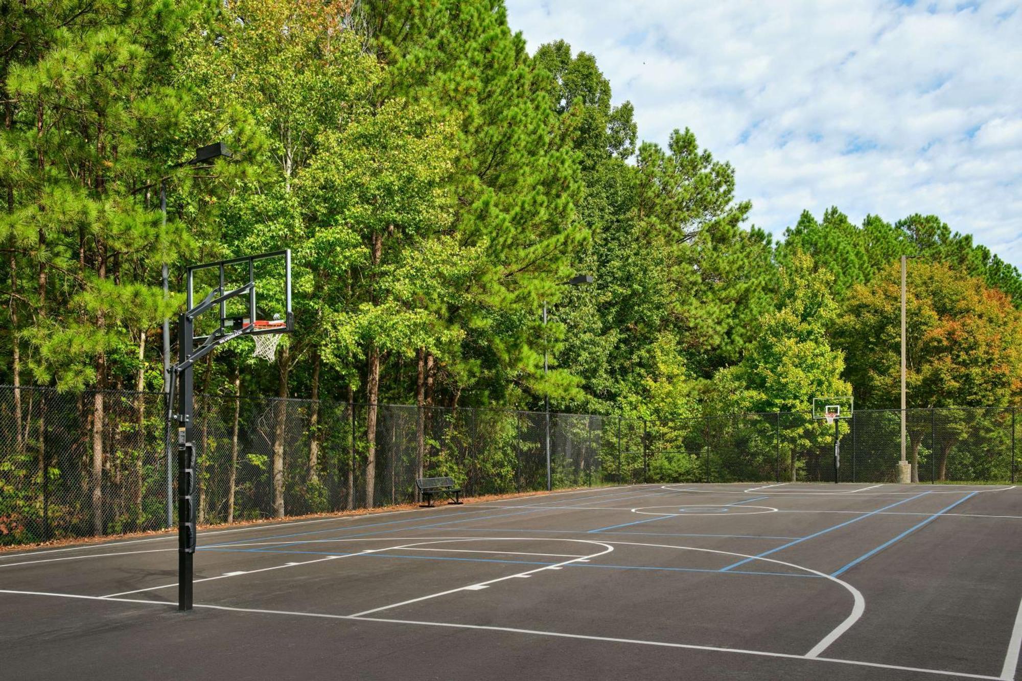 Embassy Suites By Hilton Raleigh Durham Research Triangle Кари Екстериор снимка