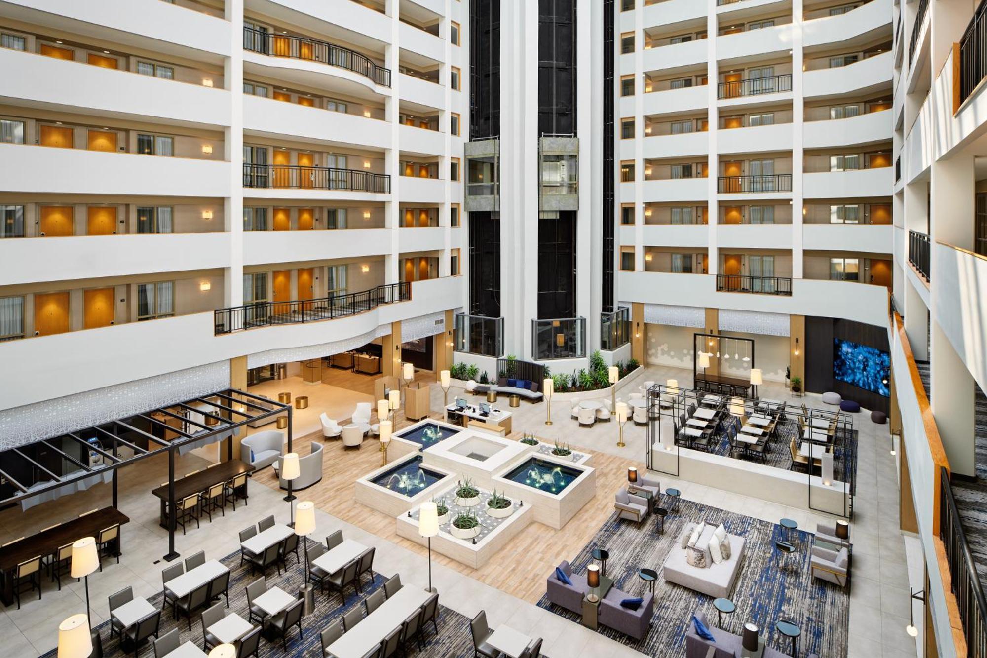 Embassy Suites By Hilton Raleigh Durham Research Triangle Кари Екстериор снимка