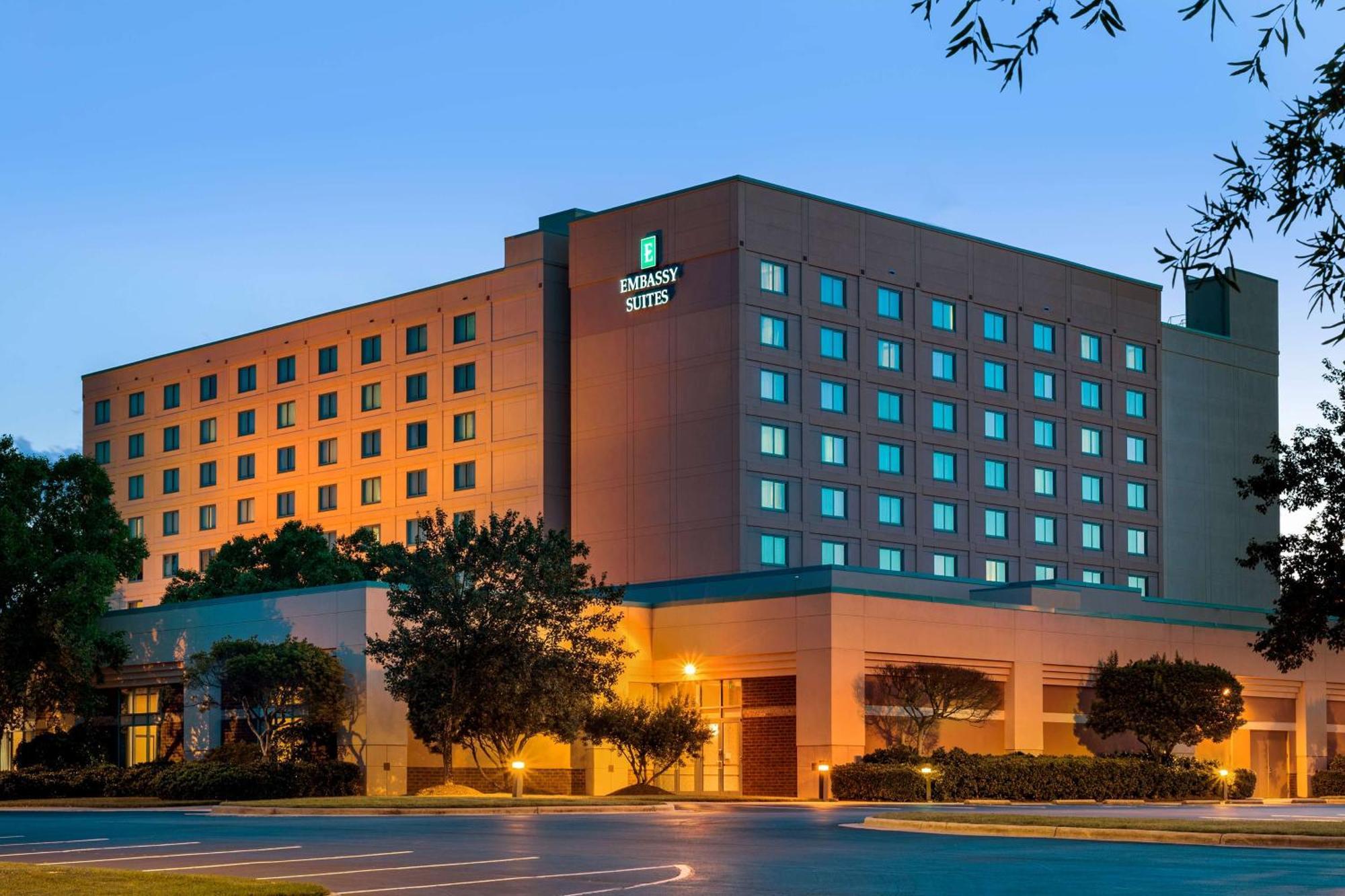 Embassy Suites By Hilton Raleigh Durham Research Triangle Кари Екстериор снимка